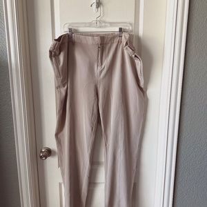32 degrees Hiking Pants - Plus size 22 - Lightweight, Stone color, pockets